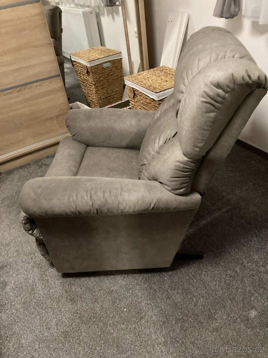 Prodám relaxační polohovací křeslo - 5