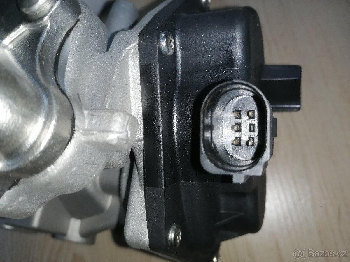 VW Amarok 2,0 TDi a 2,0 BiTDi AGR ventil - 5