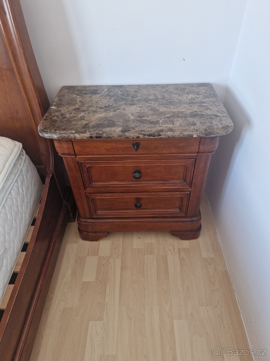 Ložnice, postel, komody - 5