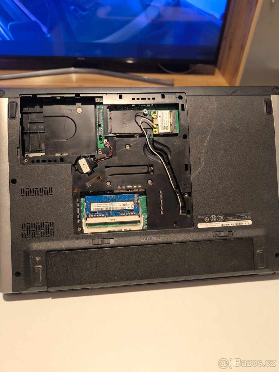 Dell vostro 3500 P09F001 na díly - 5