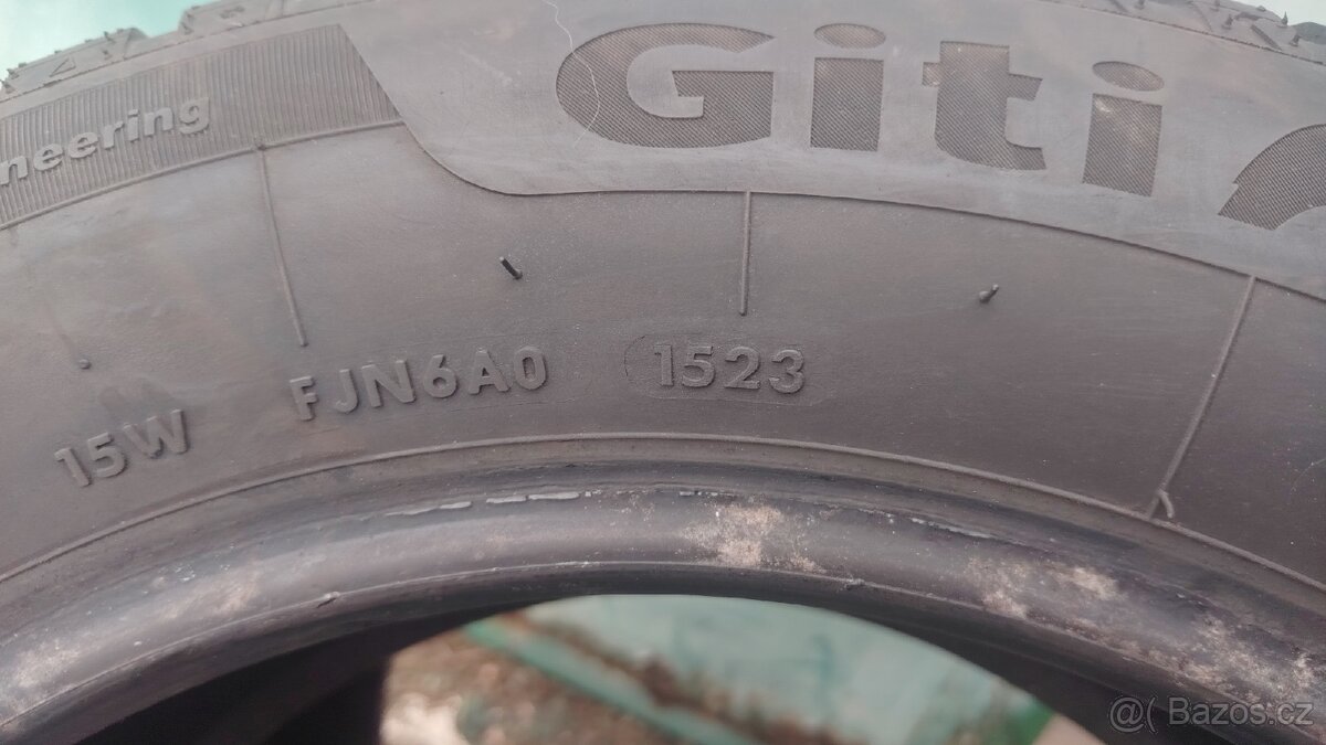 205/60/16 zimní pneu - 5