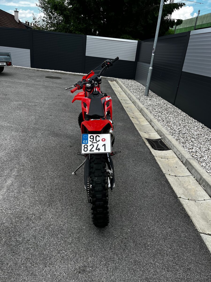Beta Xtrainer 300 – r.v. 2023, 100 mth
