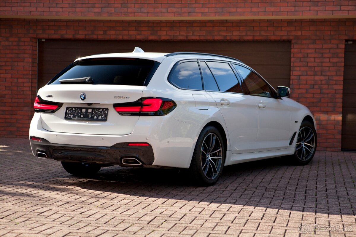 BMW 530e Touring xDrive °M-packet°Laser°V Zaruke do 6/2026 - 5