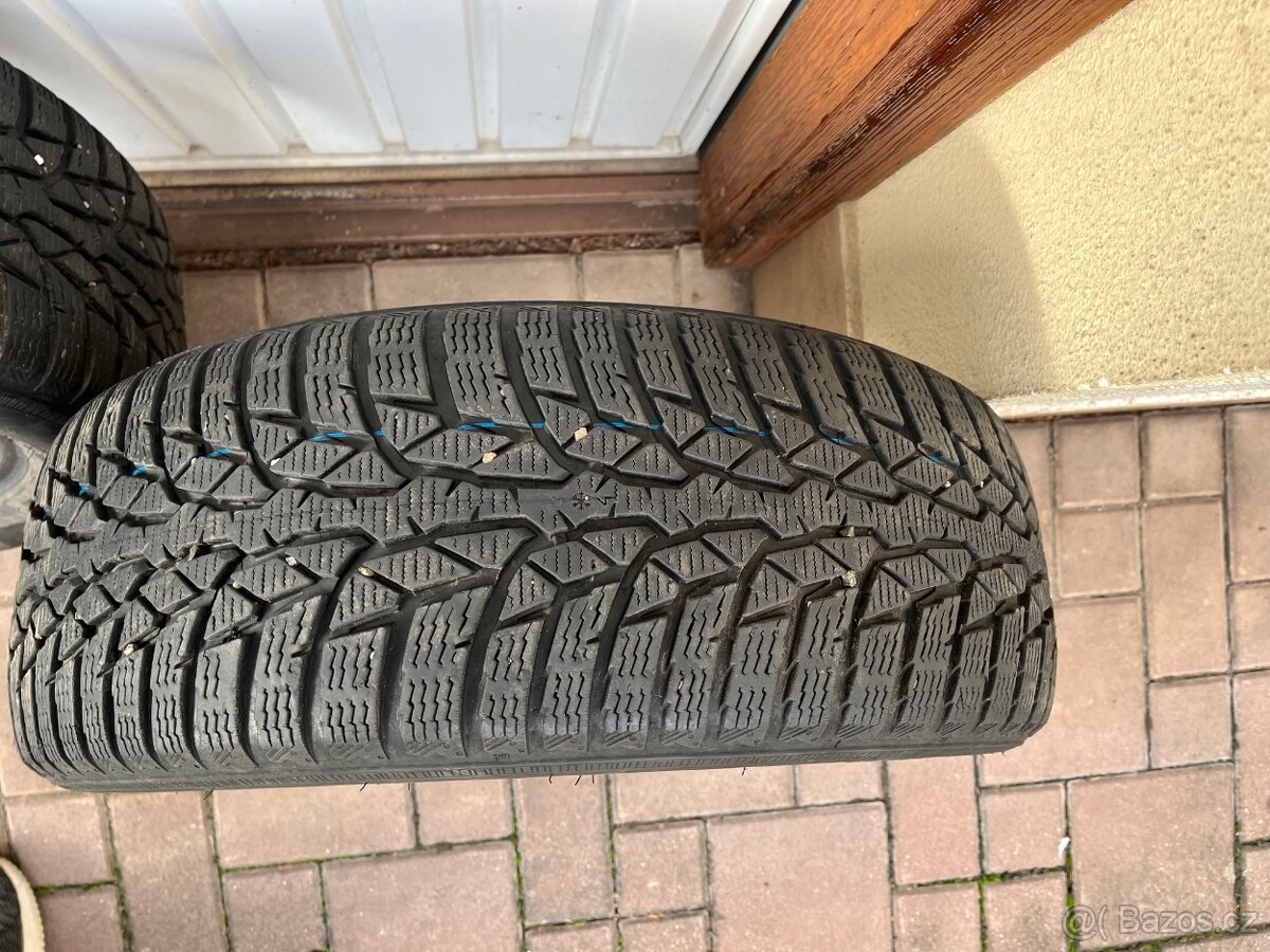 Nokian zimní pneu 205/60/R16 96 H XL - 5