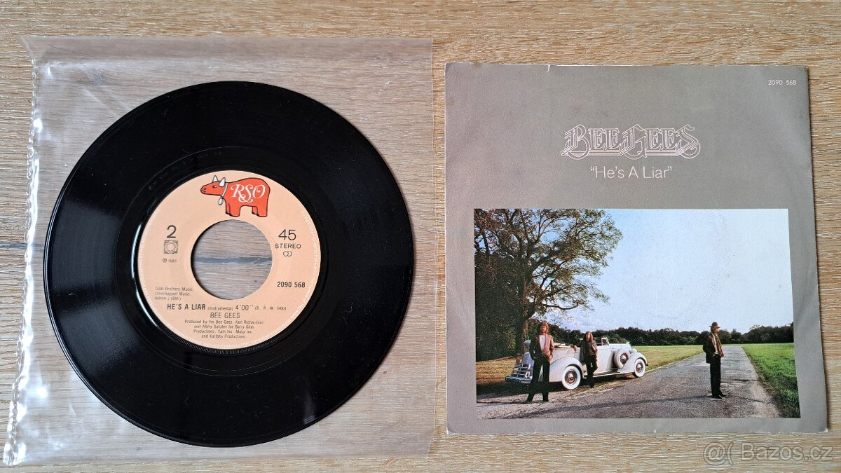 Beatles , Bee Gees, McCartney . - 5