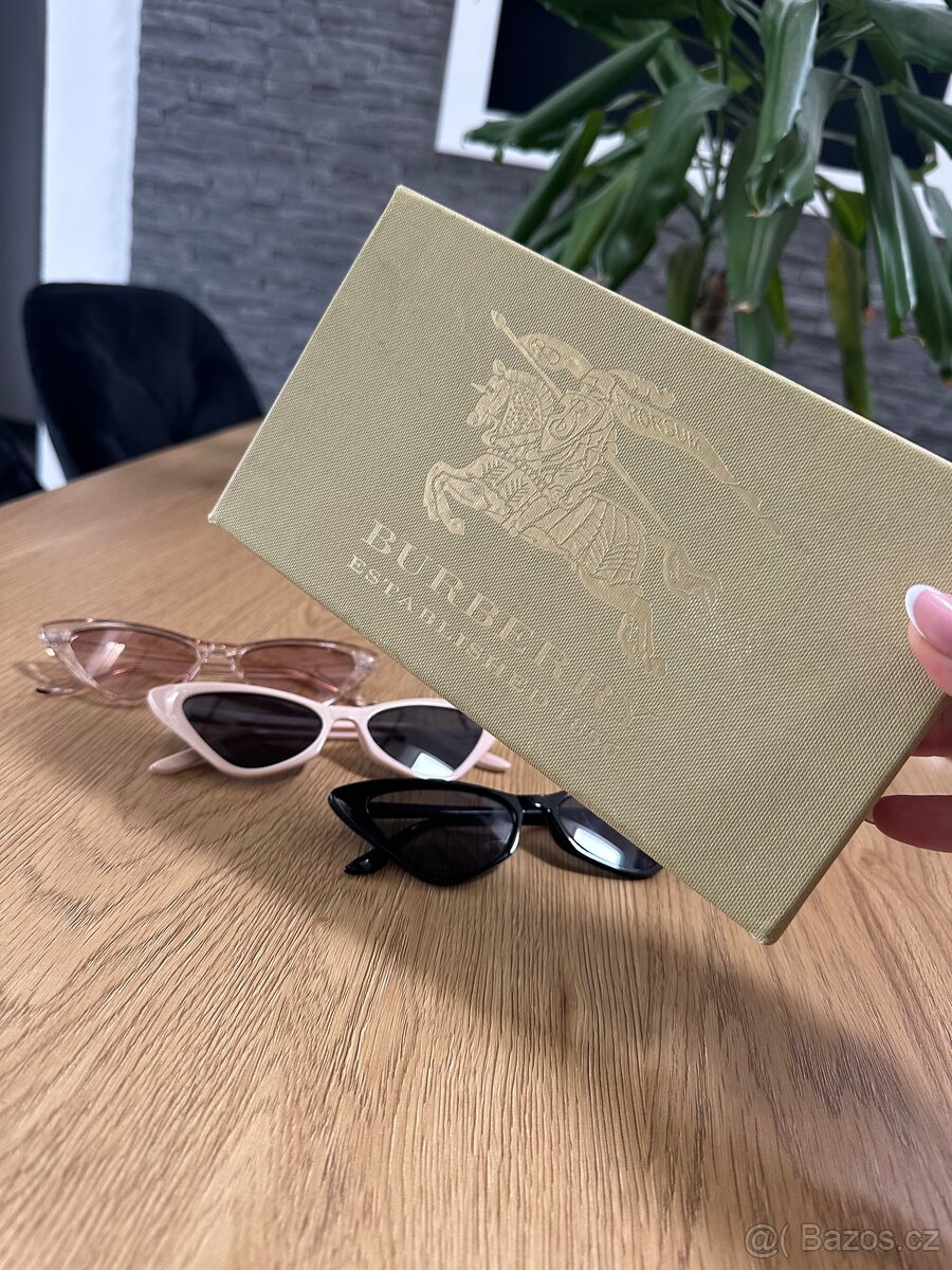 Set slunečních brýlí v dárkové krabičce - 5