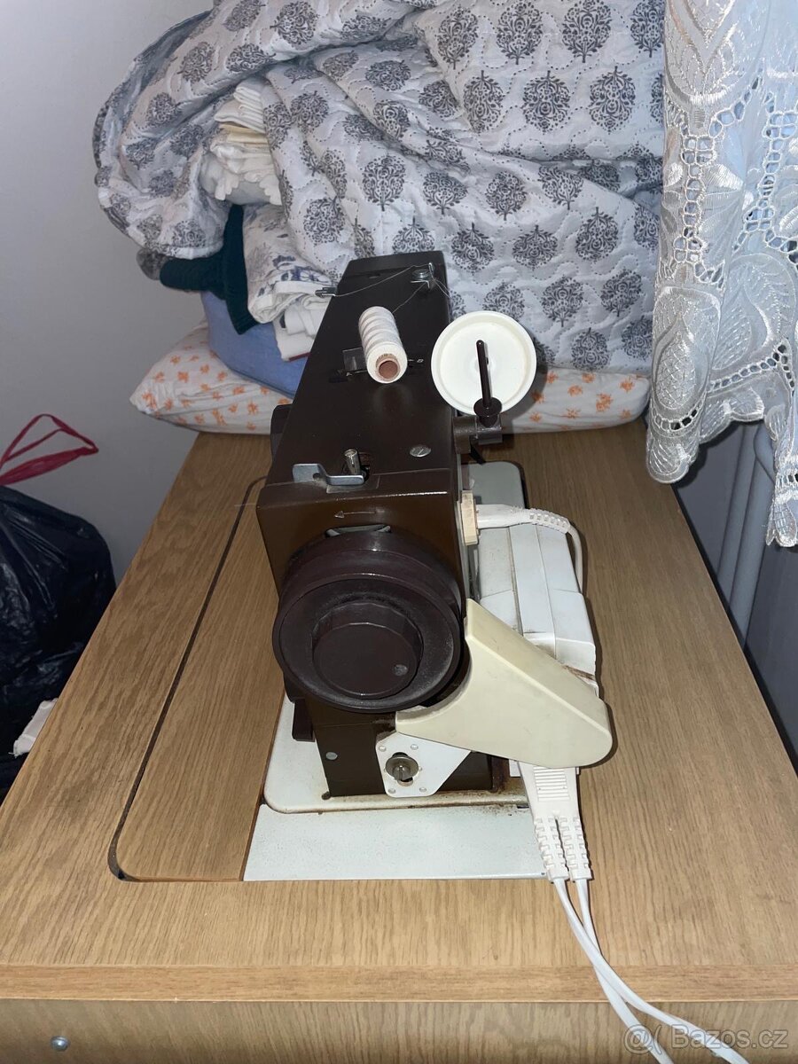 Šicí stroj - 5