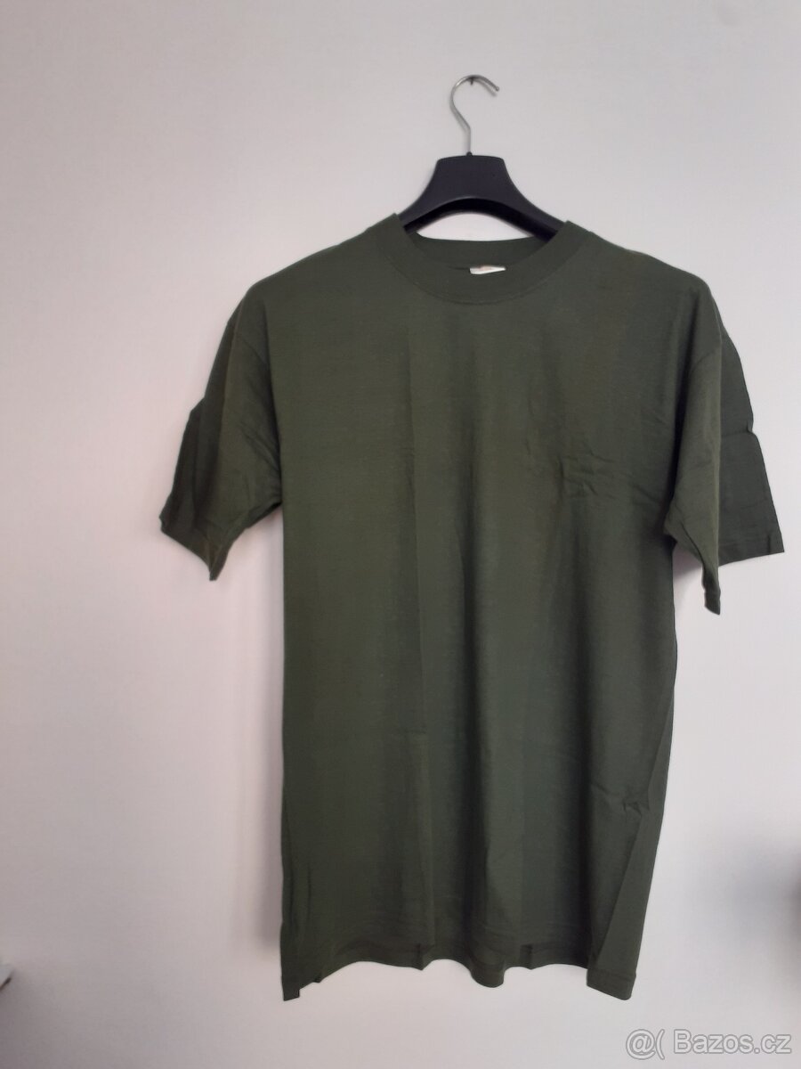 Prodám 3 trička velikost XXL Nikdy nenošená - 5