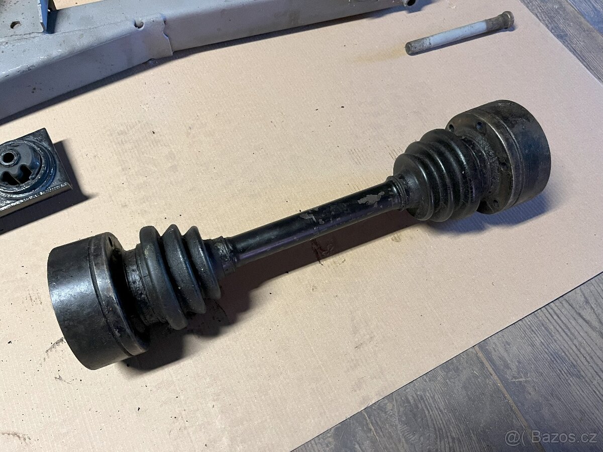 Zadní náprava BMW E10 2002 - 5