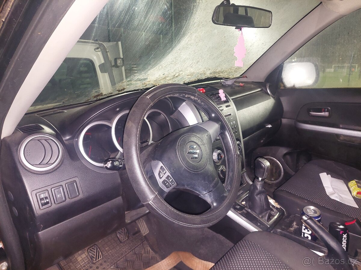 Suzuki Grand Vitara - 5