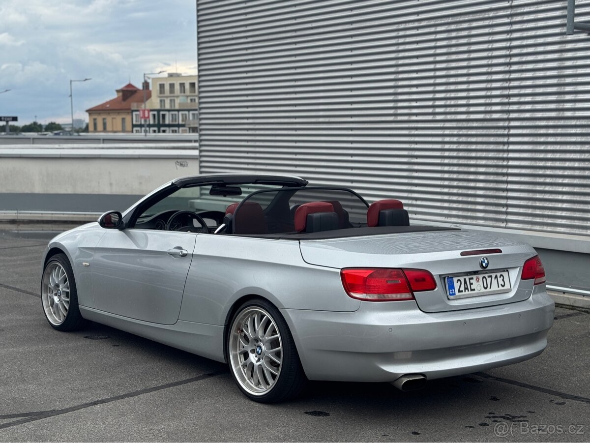 BMW E93 325i - 5