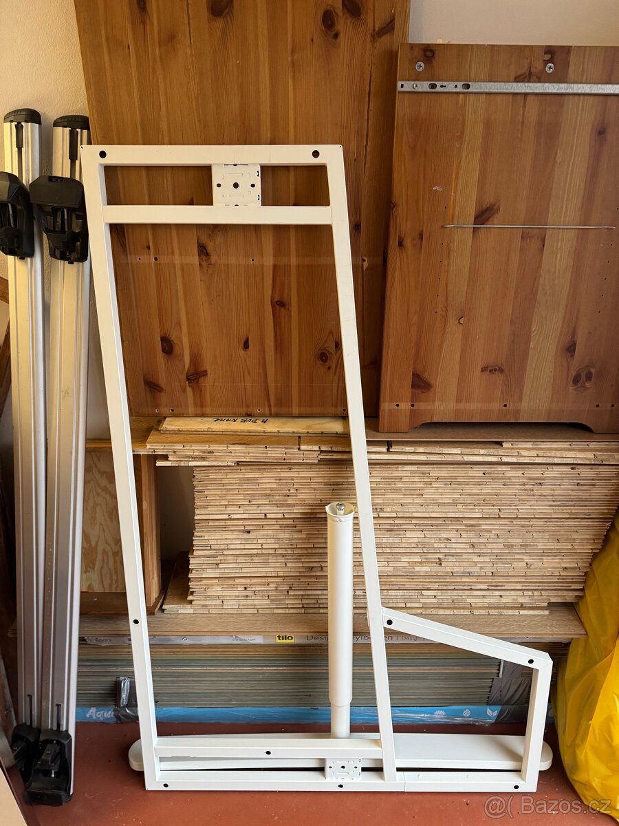 IKEA BEKANT rohový stůl - 5