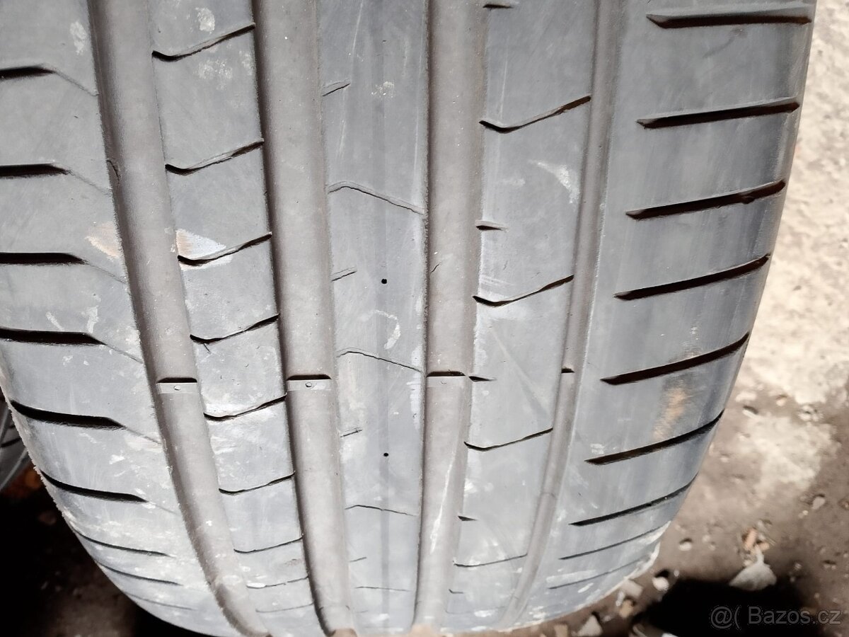 245/35/20 245/40/20 275/45/20 275/30/20 295/35/21 kusovka - 5