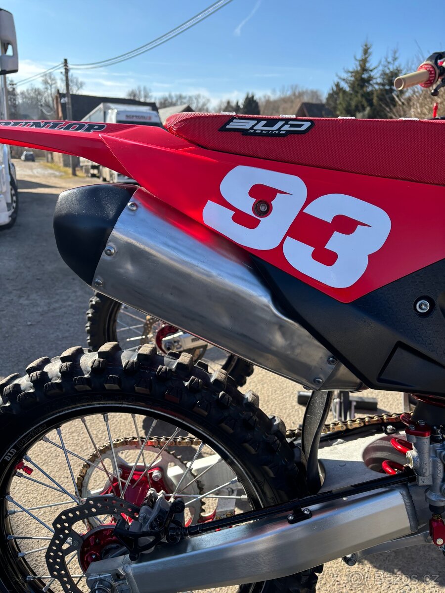 Prodám Honda CRF250R, r.v. 2022