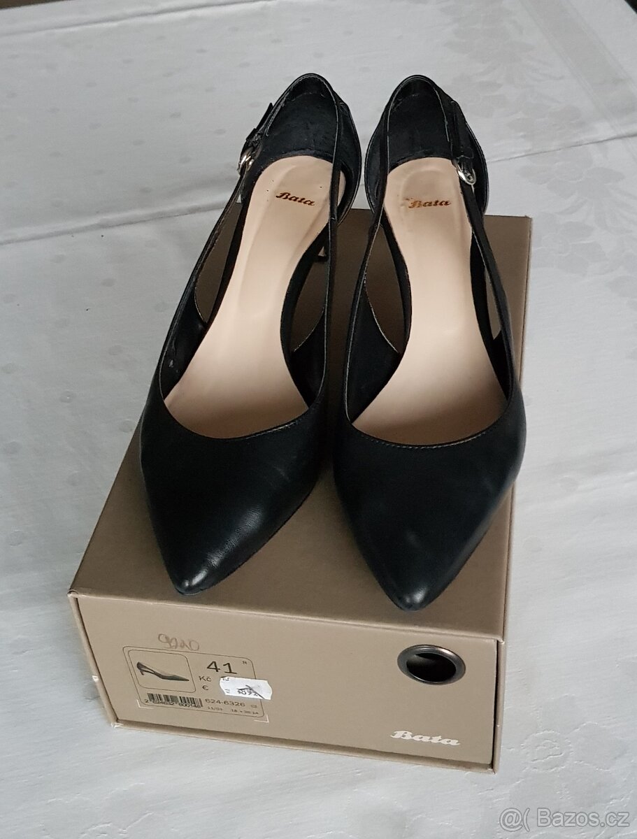 Dámské černé lodičky – značka Baťa - 5