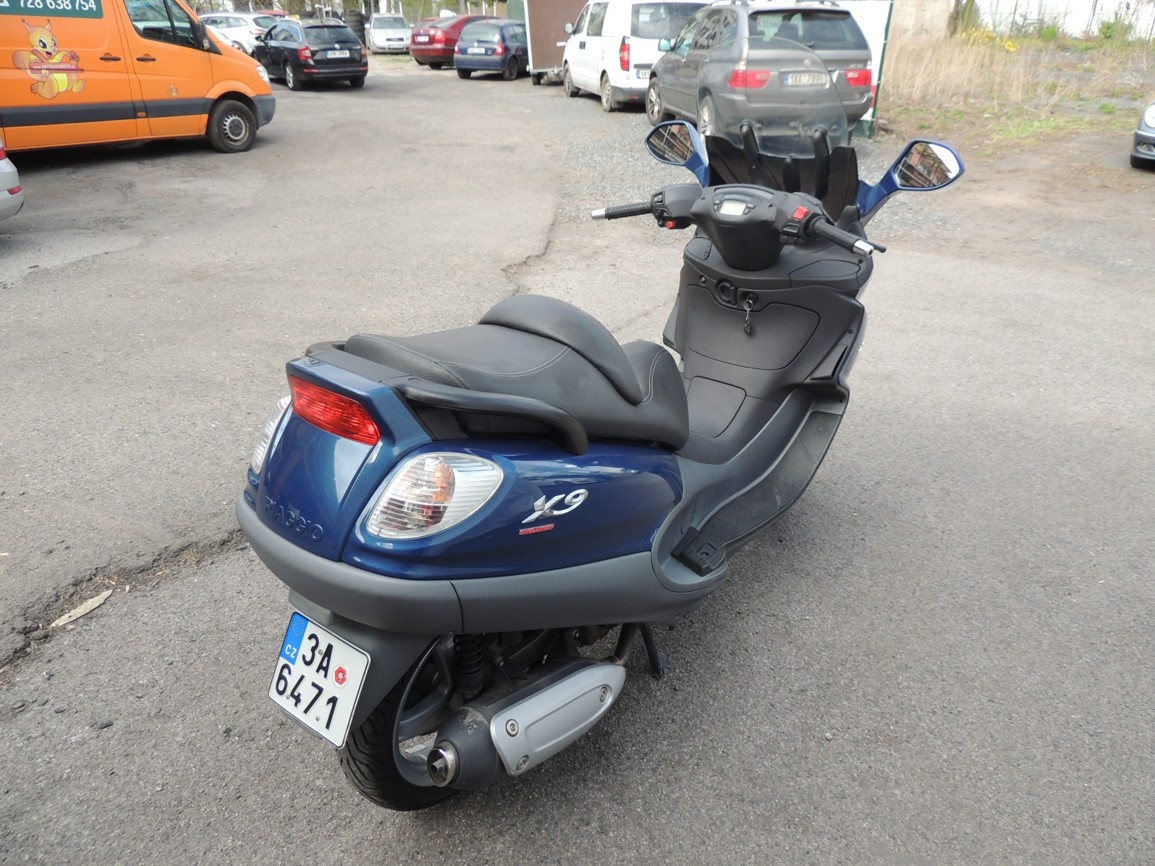 Piaggio X9 Evolution 250,r.v.2007,ČR,2maj.18000km - 5