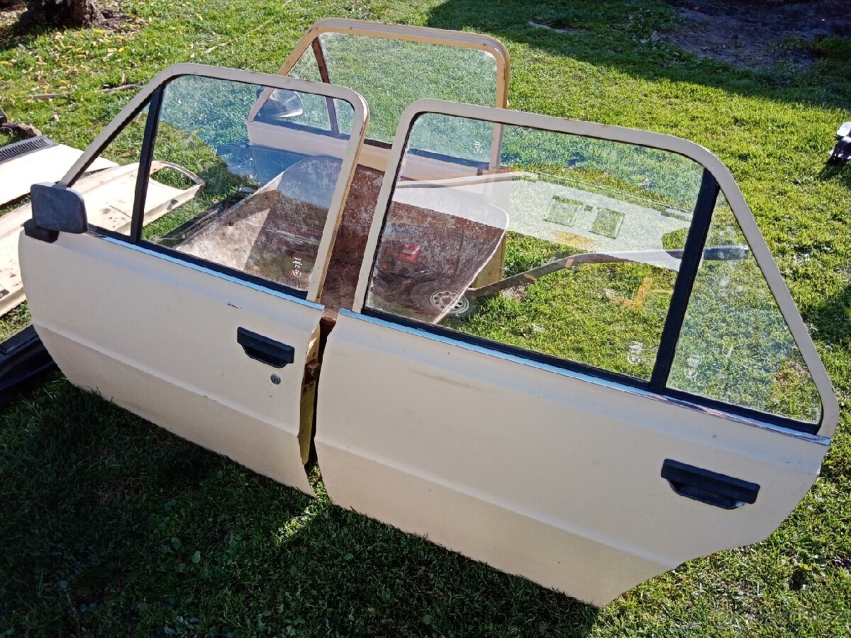 Škoda 120 L - díly - 5