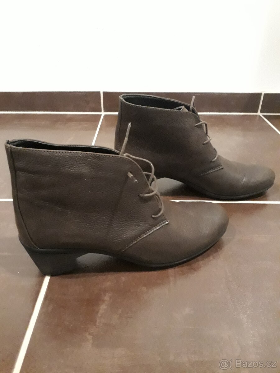 NOVÉ kožené kotníčkové boty, vel. 40 - 5