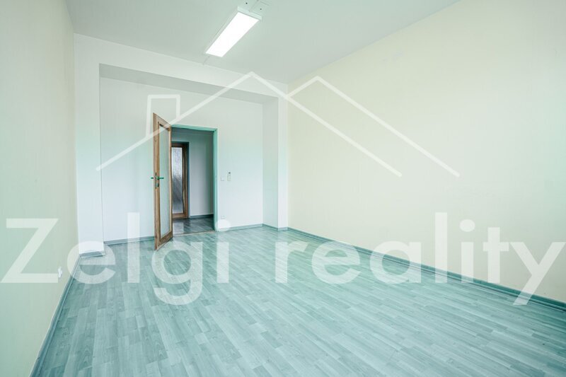 Pronájem kanceláří (420m²) a skladu (40m²) poblíž centra Brn - 5