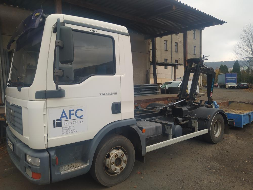 Prodám nosič kontejnerů MAN TGL 12.240 - 5