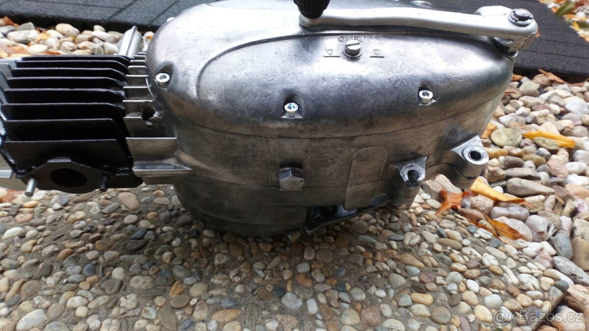 Motor Jawa Pařez - 5