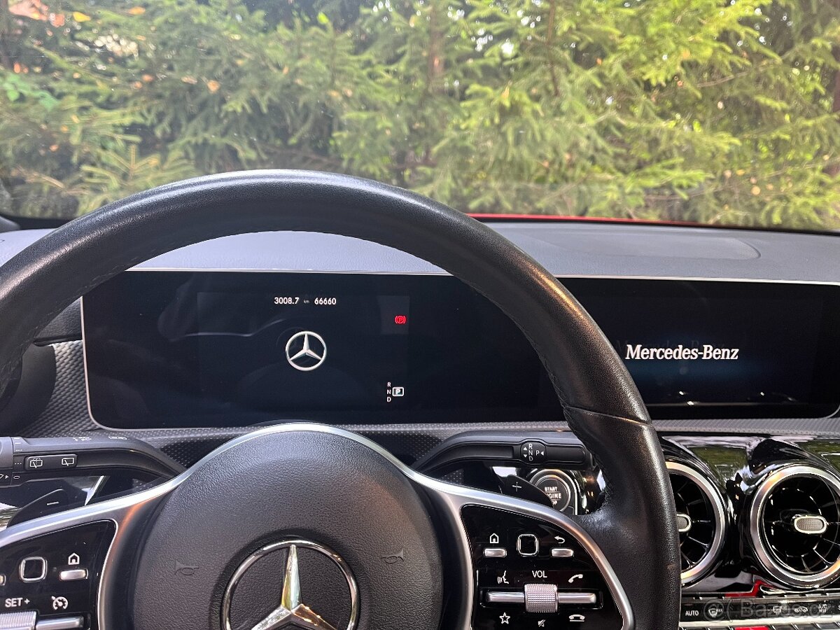 Mercedes - Benz A180 - 5