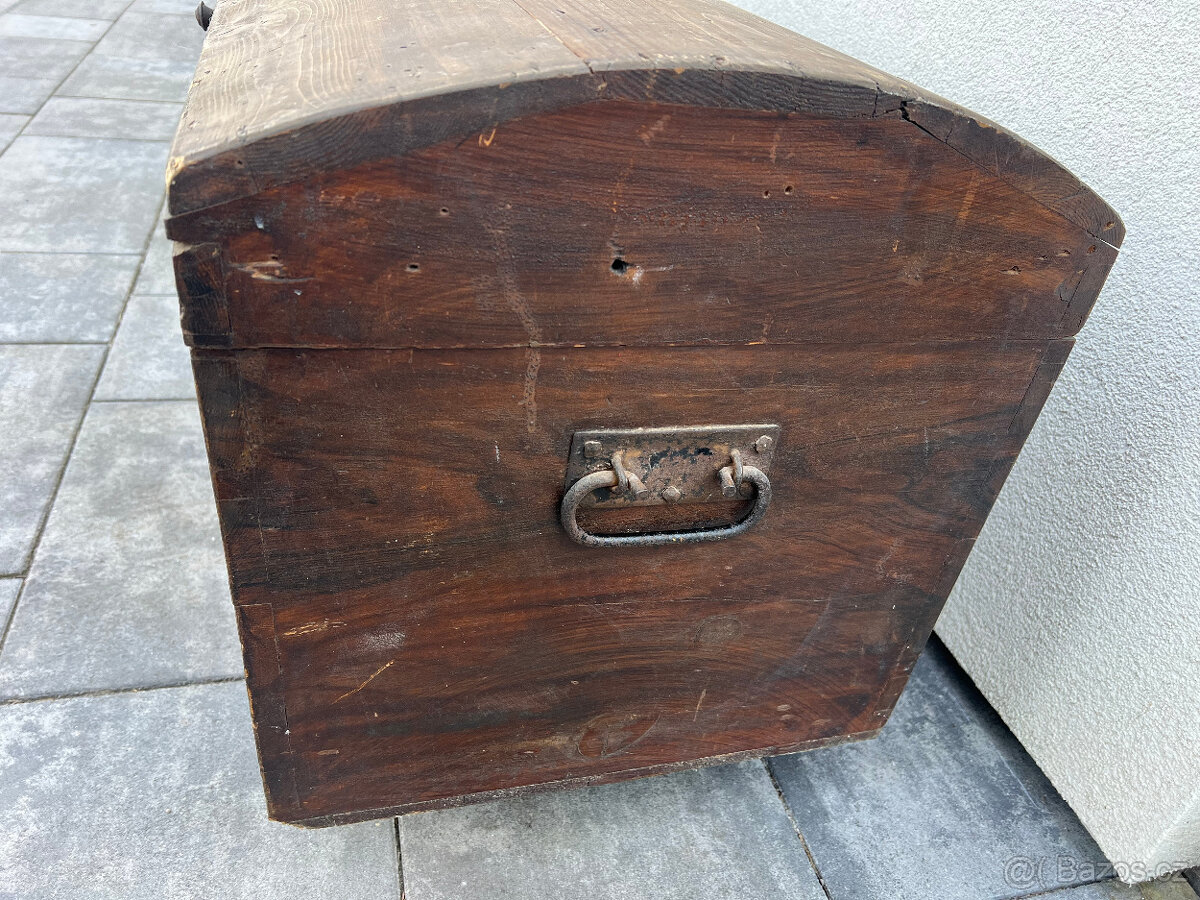 Dřevěná truhla starožitná - 5