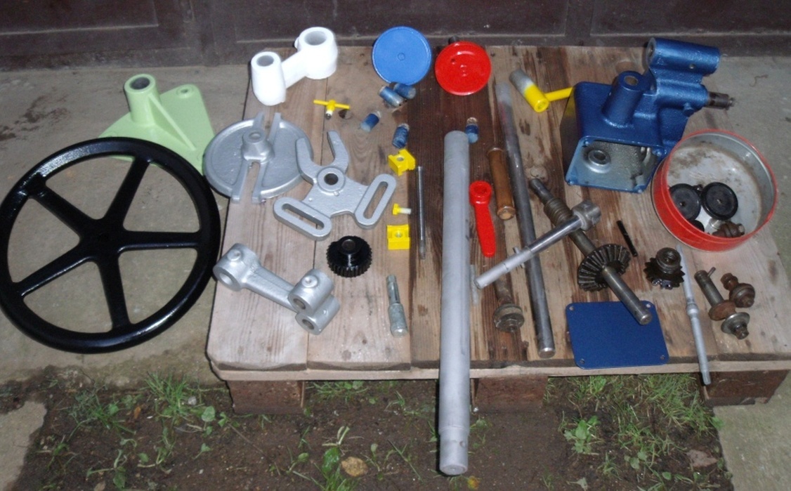 Zavíračka uzávěr konzerv s odřezávačkou. Nářezový stroj - 5