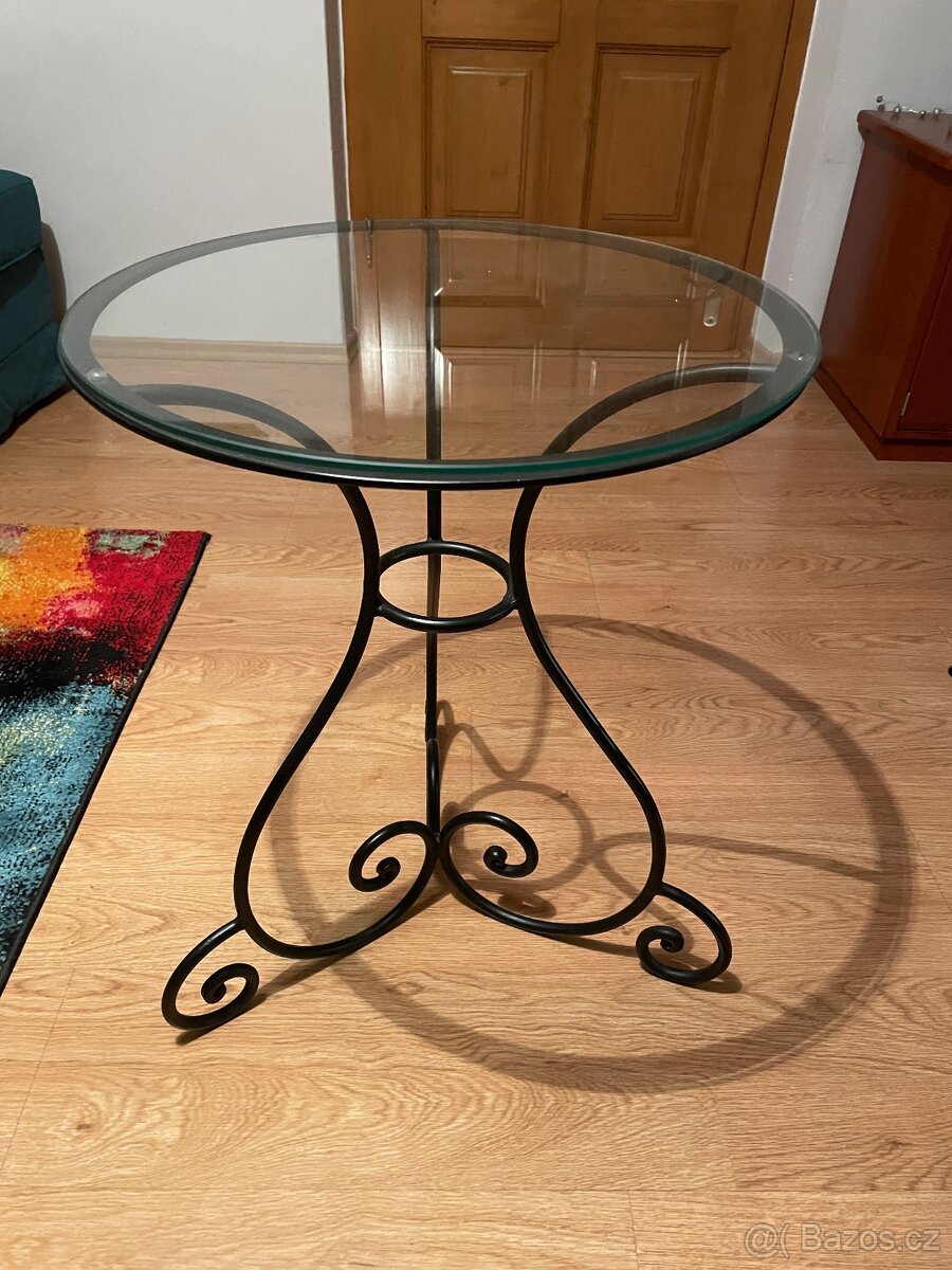 Konferenční stolek - 5