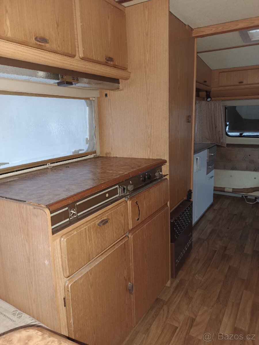 Hymer+předstan - 5