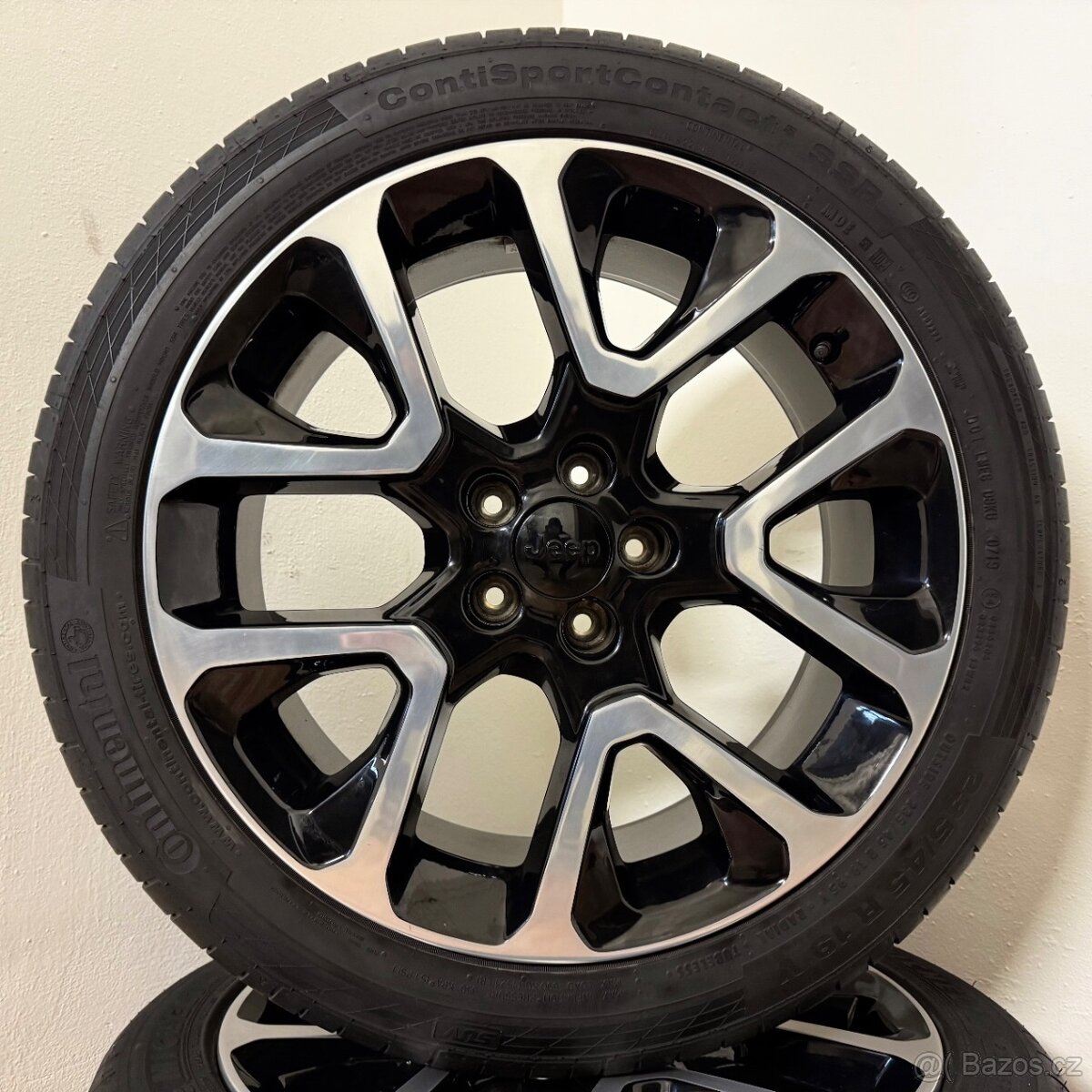 JEEP COMPASS II 5x110 R19 ET40+LETNÍ 235/45R19 7mm - 5