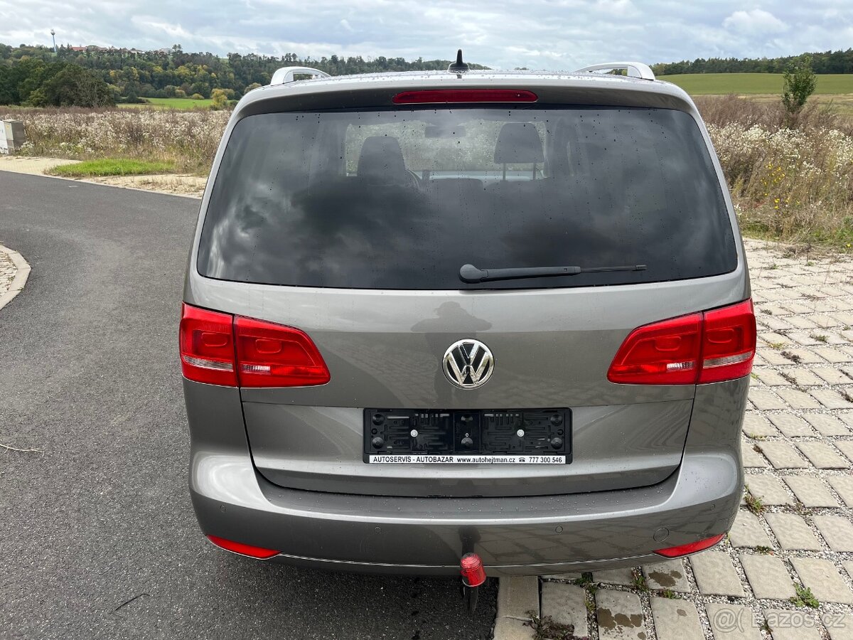 Volkswagen Touran 2.0 TDI 125kW Highline DSG tažné - 5