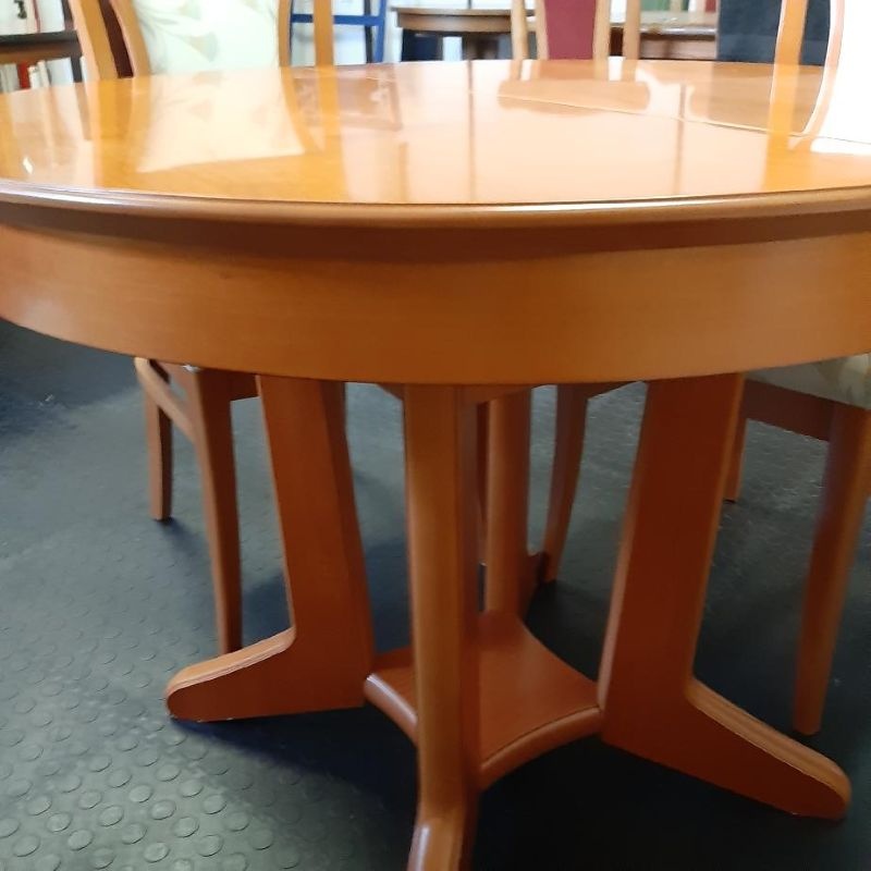 Stůl kulatý jídelní, rozkládací a 4 židle - masiv - 5