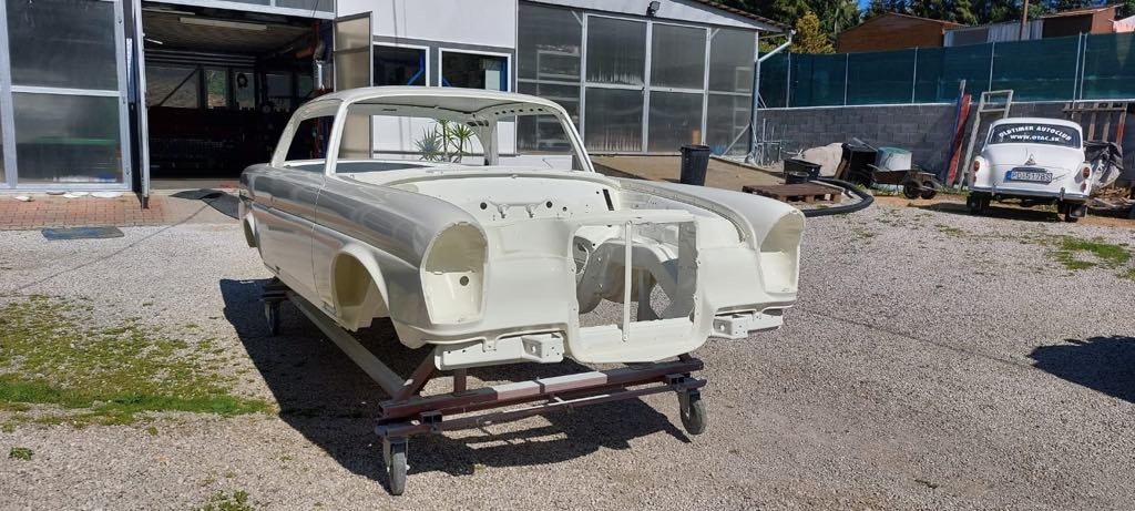 predám Mercedes W111 Coupe rok 1965 - 5