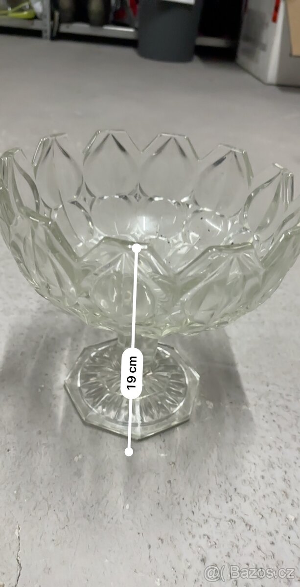 Skleněná masivní broušená mísa - 5