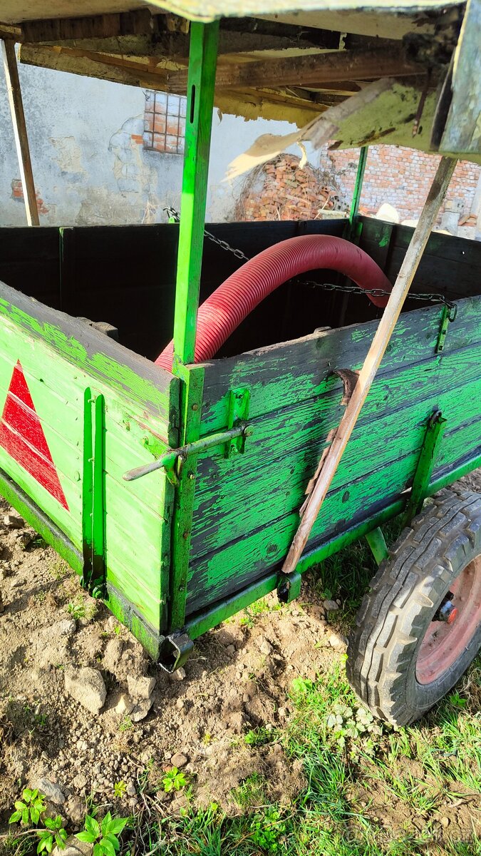 Vlečka za traktor dvoukolová - 5