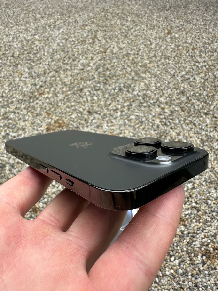 IPhone 14 Pro - baterie 100% - 5