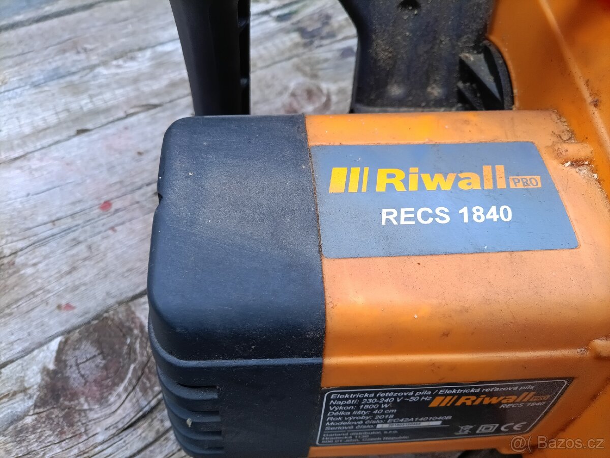 Elektrická pila Riwall - 5