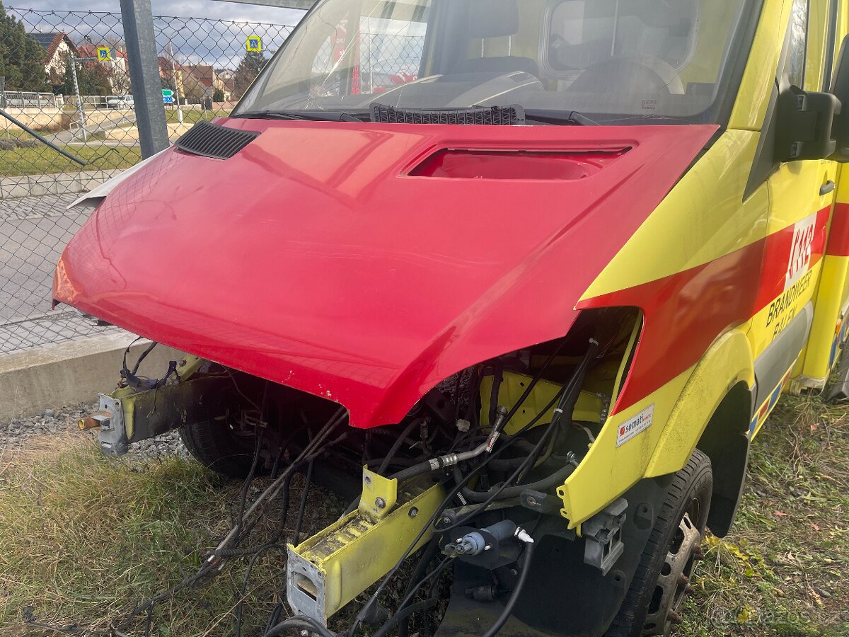 Ambulance sprinter na dily caravan - 5