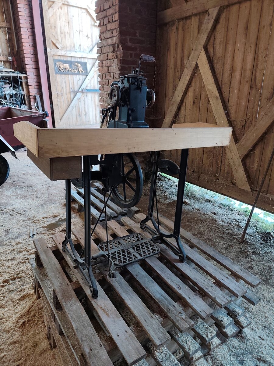 Šicí stroj na kůži - 5