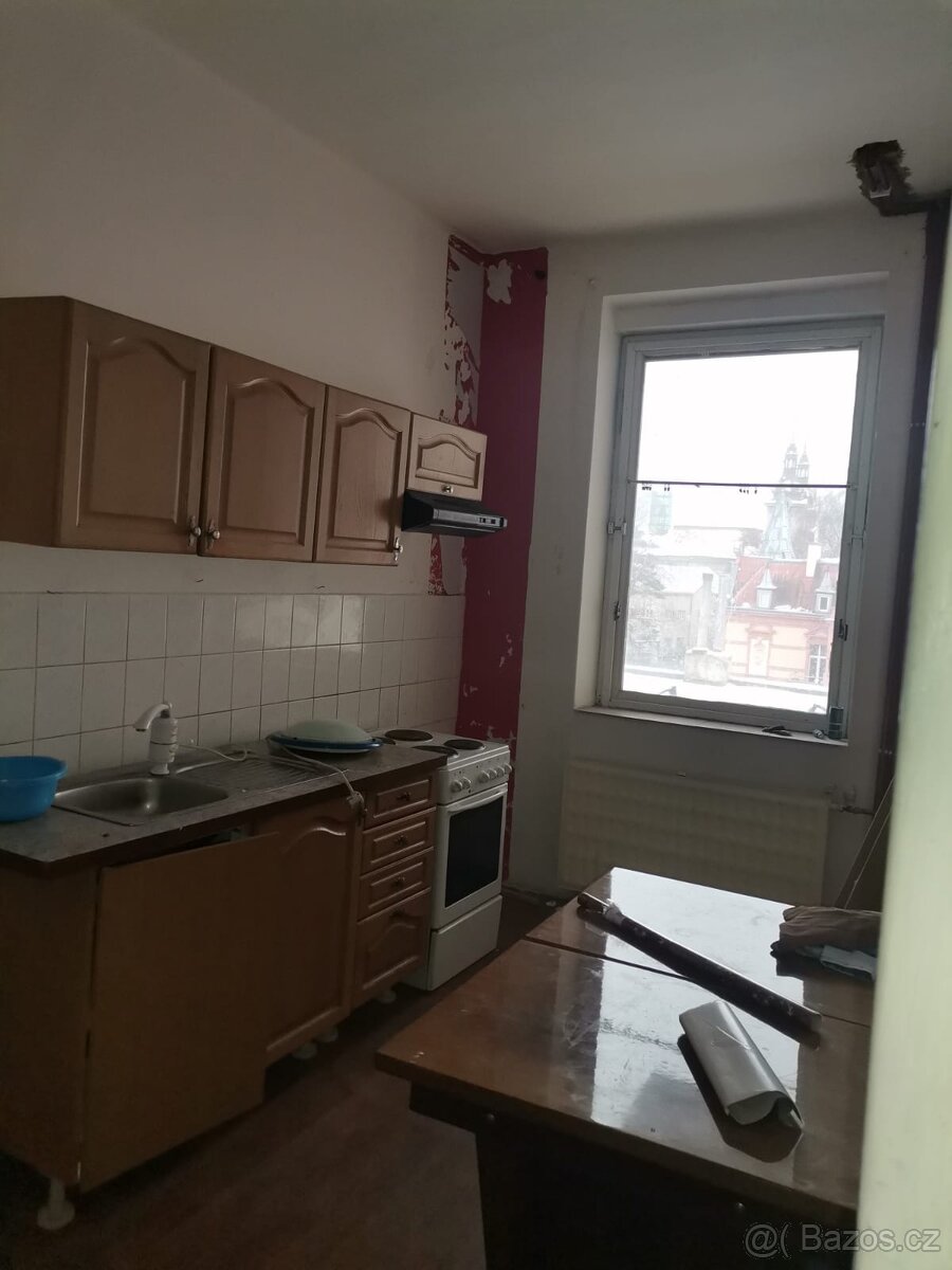 Pronajmu 3+1 Na Pískách Děčín - 5