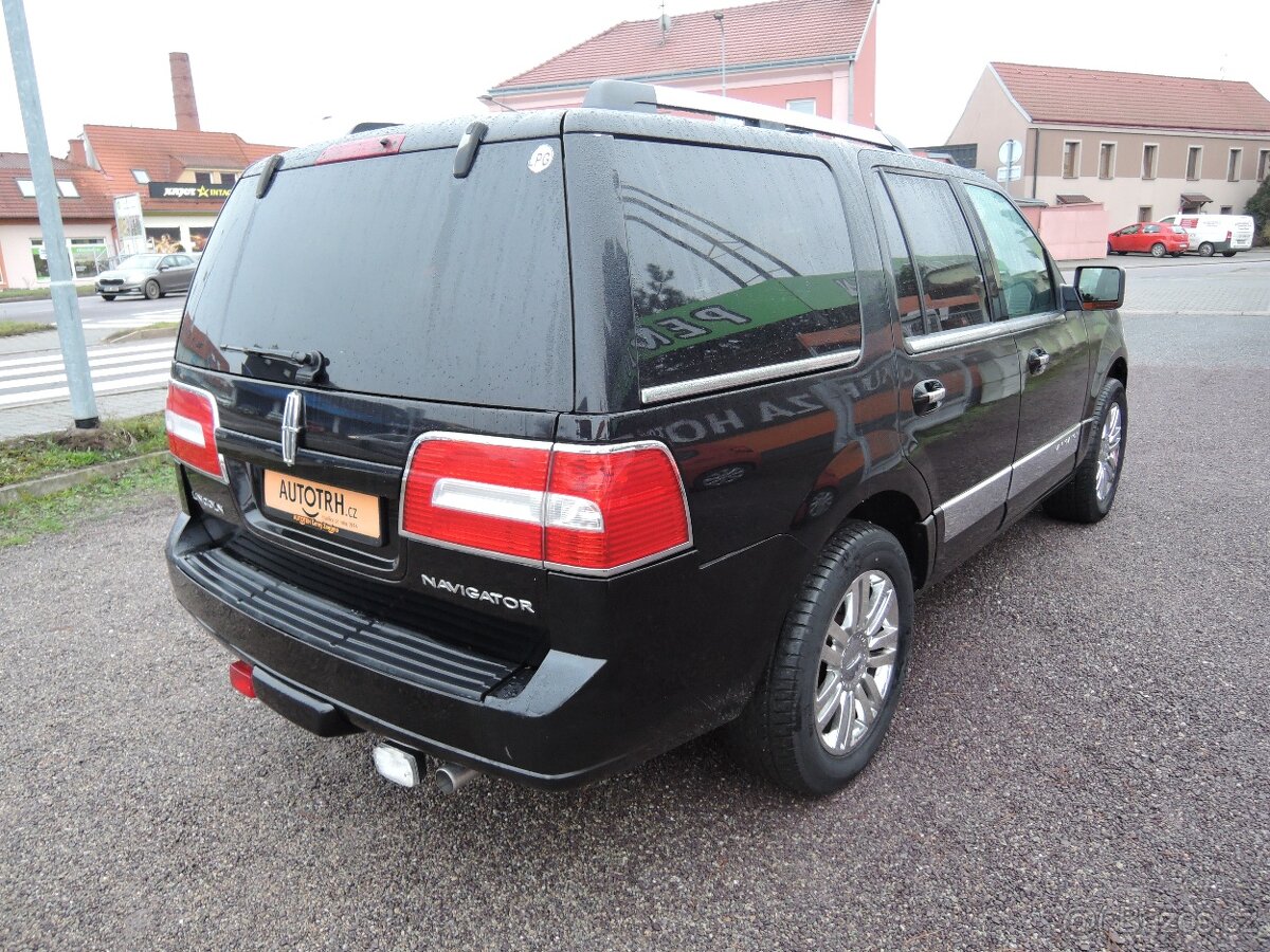 Lincoln Navigator 5,4i V8 24V Aut. LPG 7.míst 2007 - 5