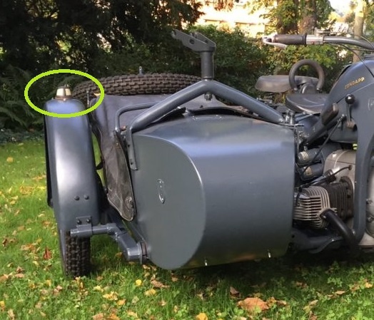 RARITA Zündapp BW38 Originální poziční světlo na sidekár - 5