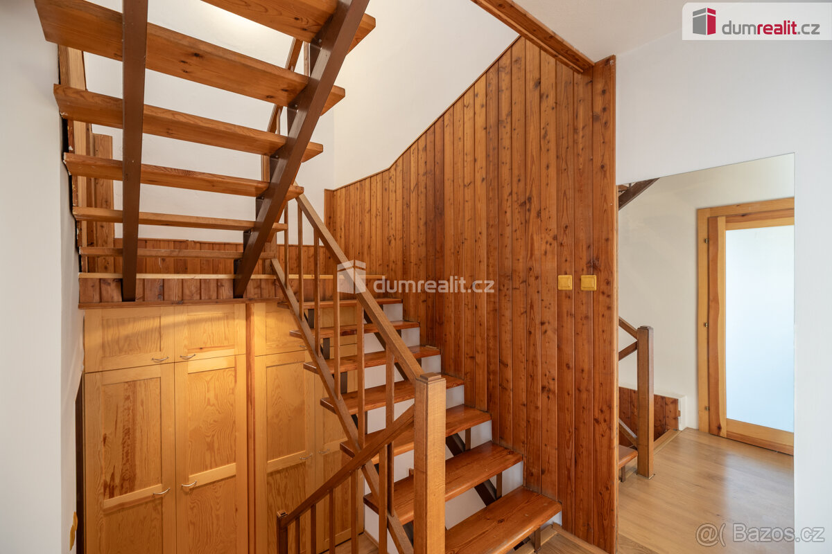 Prodej řadového rodinného domu 5+1, Kralupy n/Vlt - Minice - 5