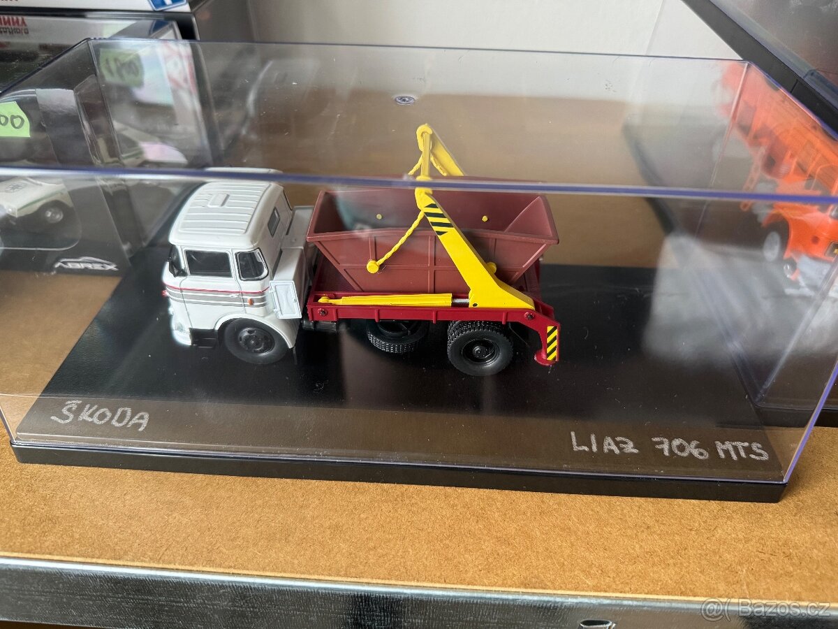 Vánoční výprodej autobusů/osobních 1:43 Abrex Foxtoys moje - 5