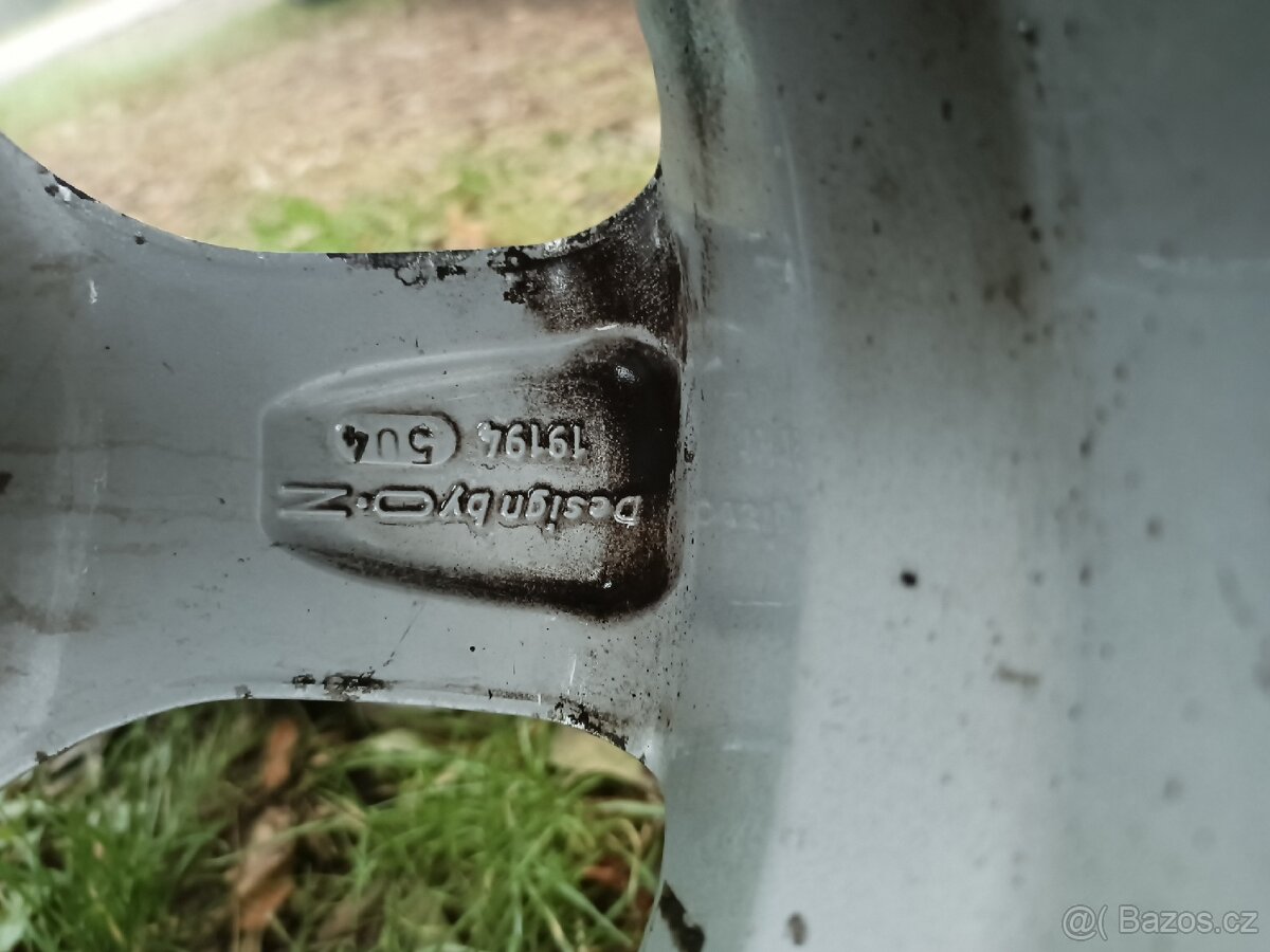 5x114,3 R 16 OZ racing - 5