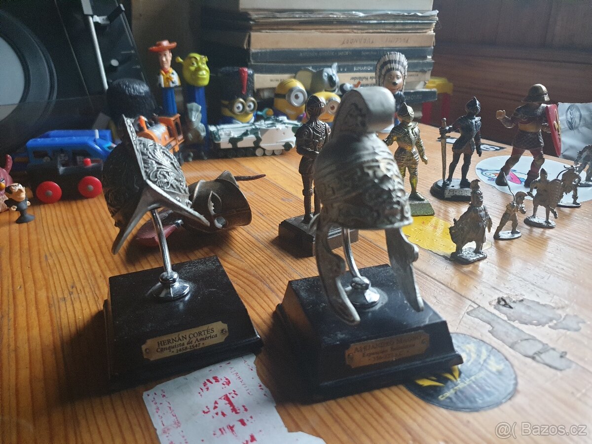 Vláčky vojáčci, figurky... - 5