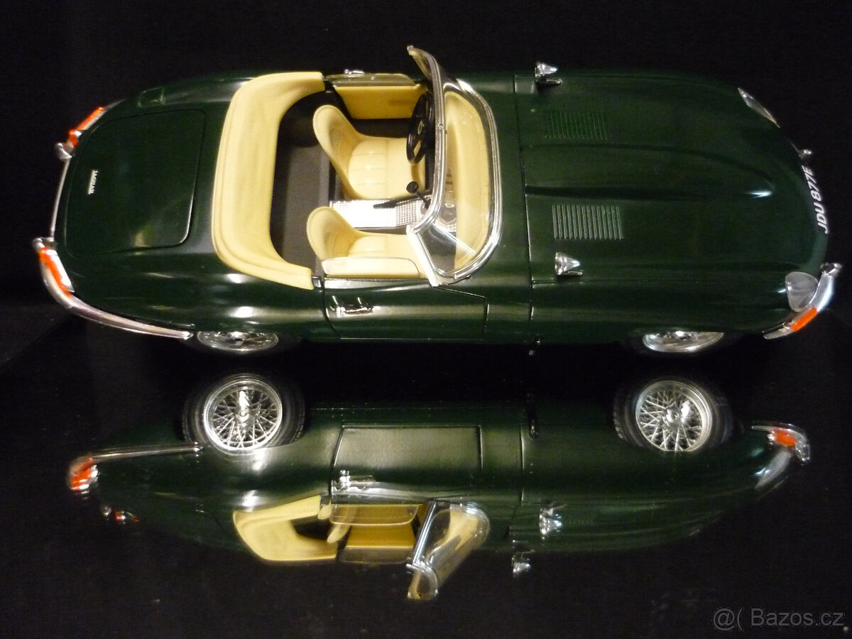 Jaguar E Type Cabriolet zelený Bburago 1/18 - 5