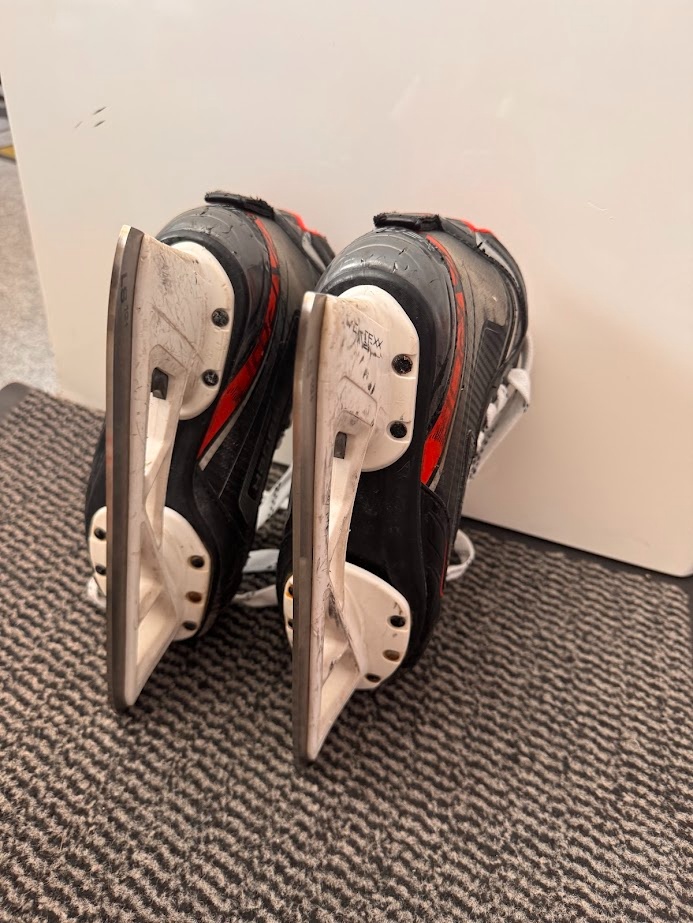 BRANKÁŘSKÉ BRUSLE BAUER VAPOR X27,vel. 37,5/4 D - 5