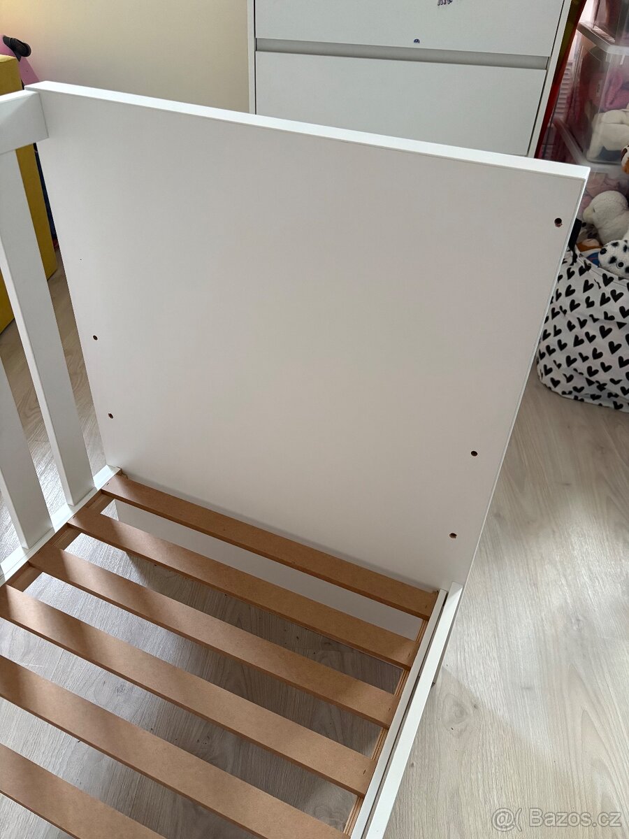 Luxusní dětská bílá moderní postýlka - 5